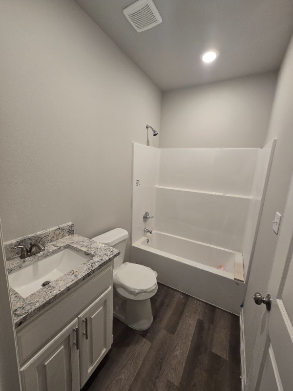 Foto del edificio - 1215 Fairway Dr