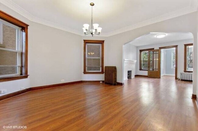 Foto del edificio - 4533 N Kimball Ave