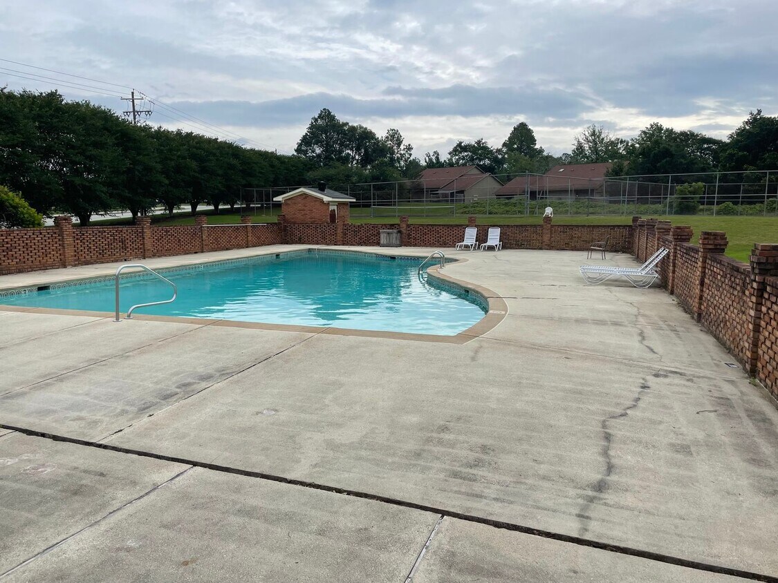 Foto del edificio - The Brookes Condos, Unit 05-02