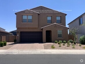 Building Photo - 9415 E Saturn Ave