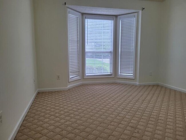 Foto del edificio - 2230 Ashley Crossing Ct NW