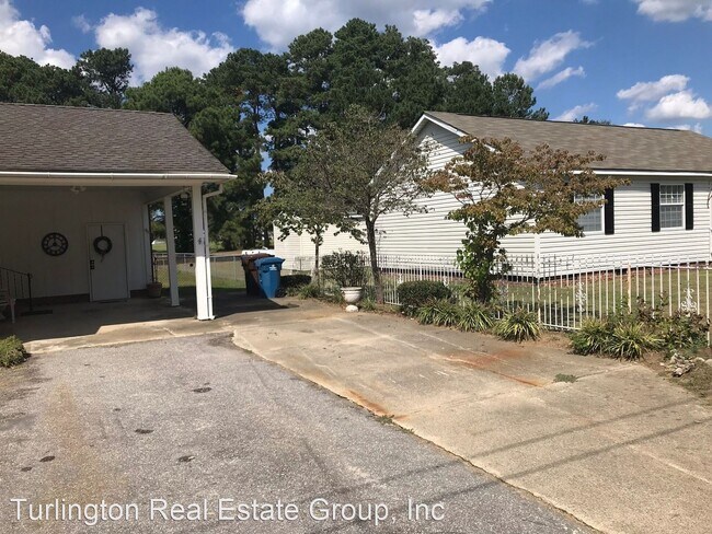 Building Photo - 2 br, 1.5 bath House - 109 Jackson Road