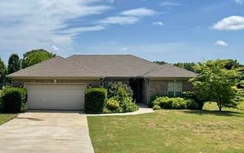 Building Photo - 486 Bell Cir