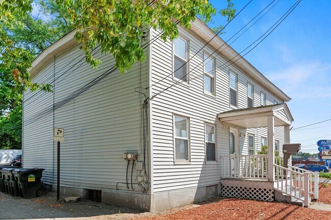 Building Photo - 28 S Beech St