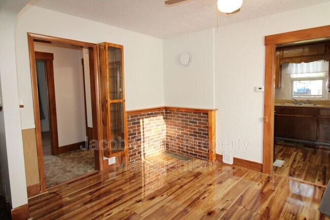 Foto del edificio - 2985 E Sunnyside Rd