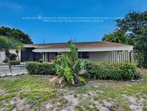 Building Photo - 3441 SW 20th Ct