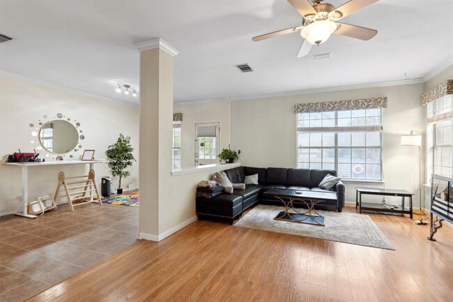 Foto del edificio - 8200 Edgemoor Pl