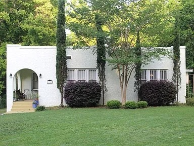 Building Photo - 3313 Cloverdale Rd