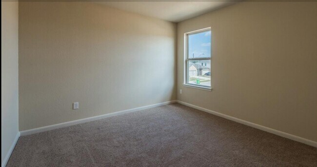 Foto del edificio - 2631 Cold River Dr