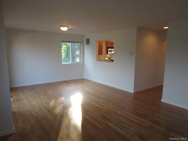 Building Photo - 1008 Eagles Ridge Rd
