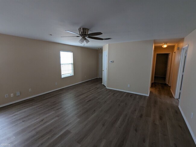 Foto del edificio - 3 br, 2 bath House - 6214 Cypress Rose