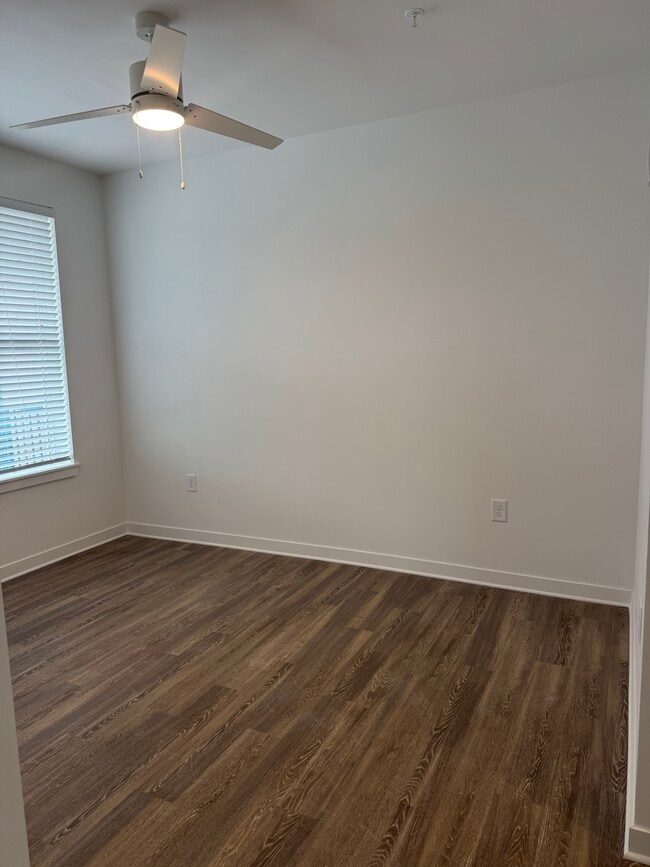 Sierra Bedroom - Colina Hillside