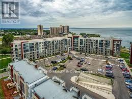 Building Photo - 125 Shoreview Pl