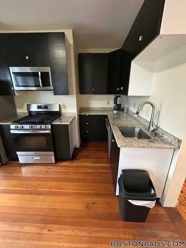 Foto del edificio - 66 Pleasant St