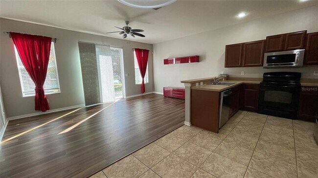 Building Photo - 6712 Holly Heath Dr