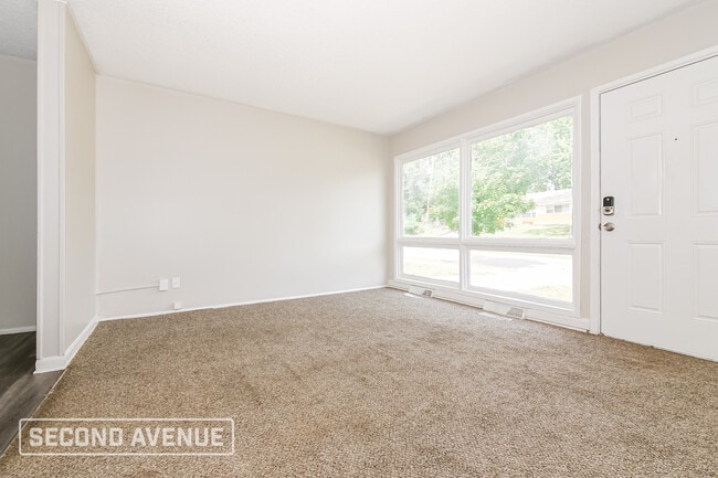 Foto del edificio - 4613 E 45th St