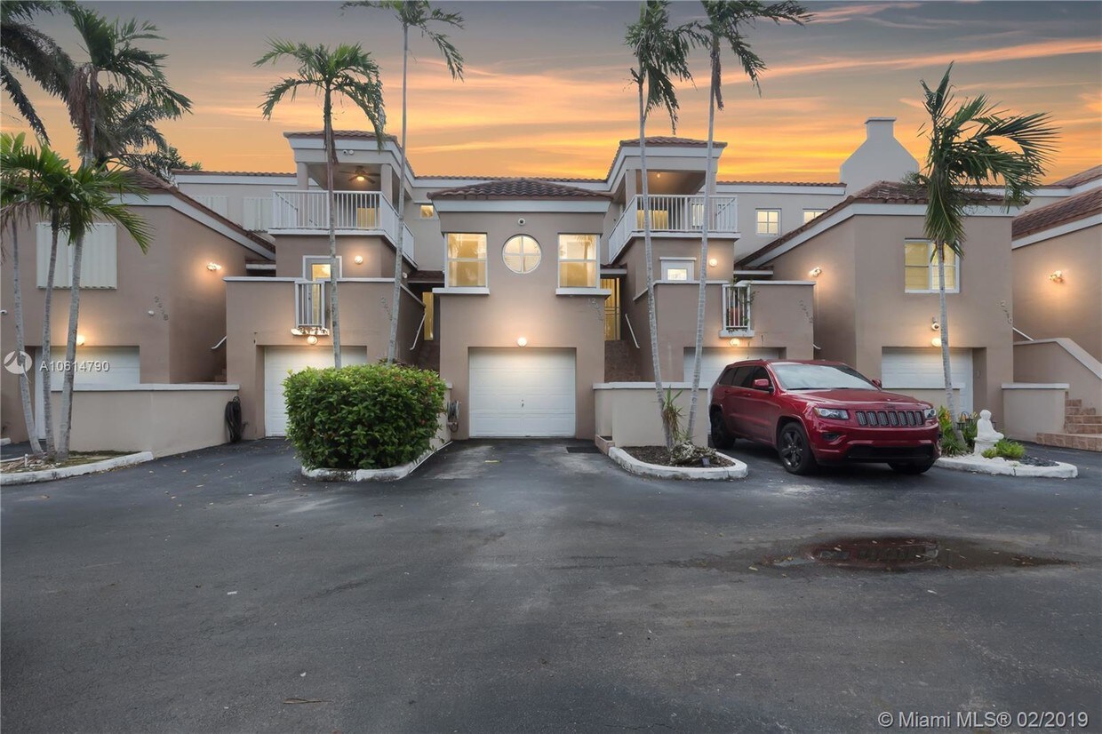 2415 NE 135th St, North Miami, FL 33181 Townhouse for Rent in North