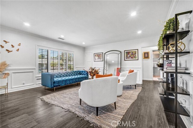 Foto del edificio - 4728 Sunfield Ave
