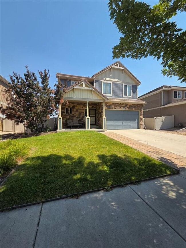 Building Photo - 5079 Ridgewood Dr