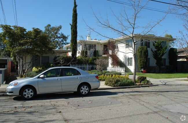Foto del edificio - 2106-2112 Williams St