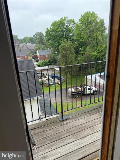 Foto del edificio - 192 N Lansdowne Ave