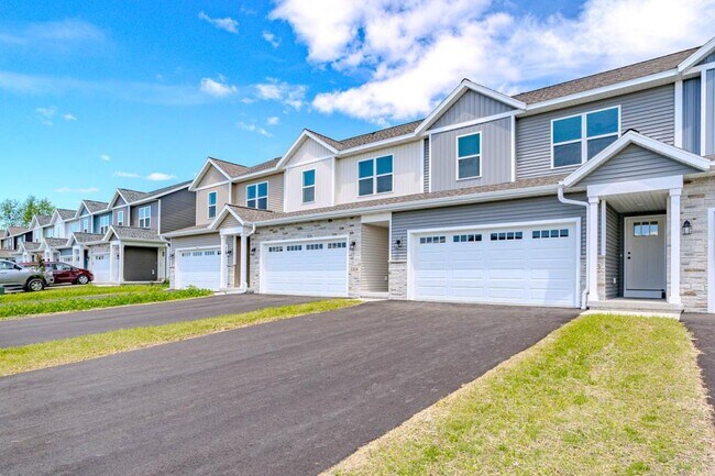 Building Photo - 3506 Green Pastures Ln