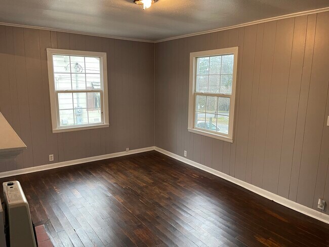 Foto del edificio - 22 McArthur Dr