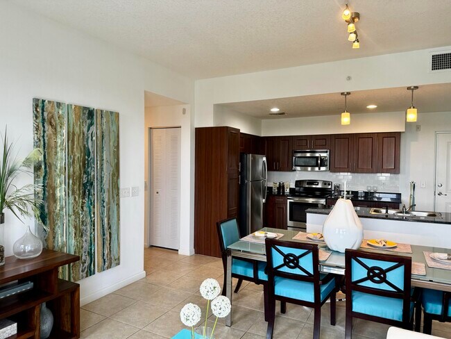 Foto del edificio - 1590 Cameron Samuel Ln