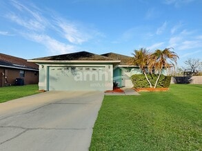 Building Photo - 1621 Christa Ct