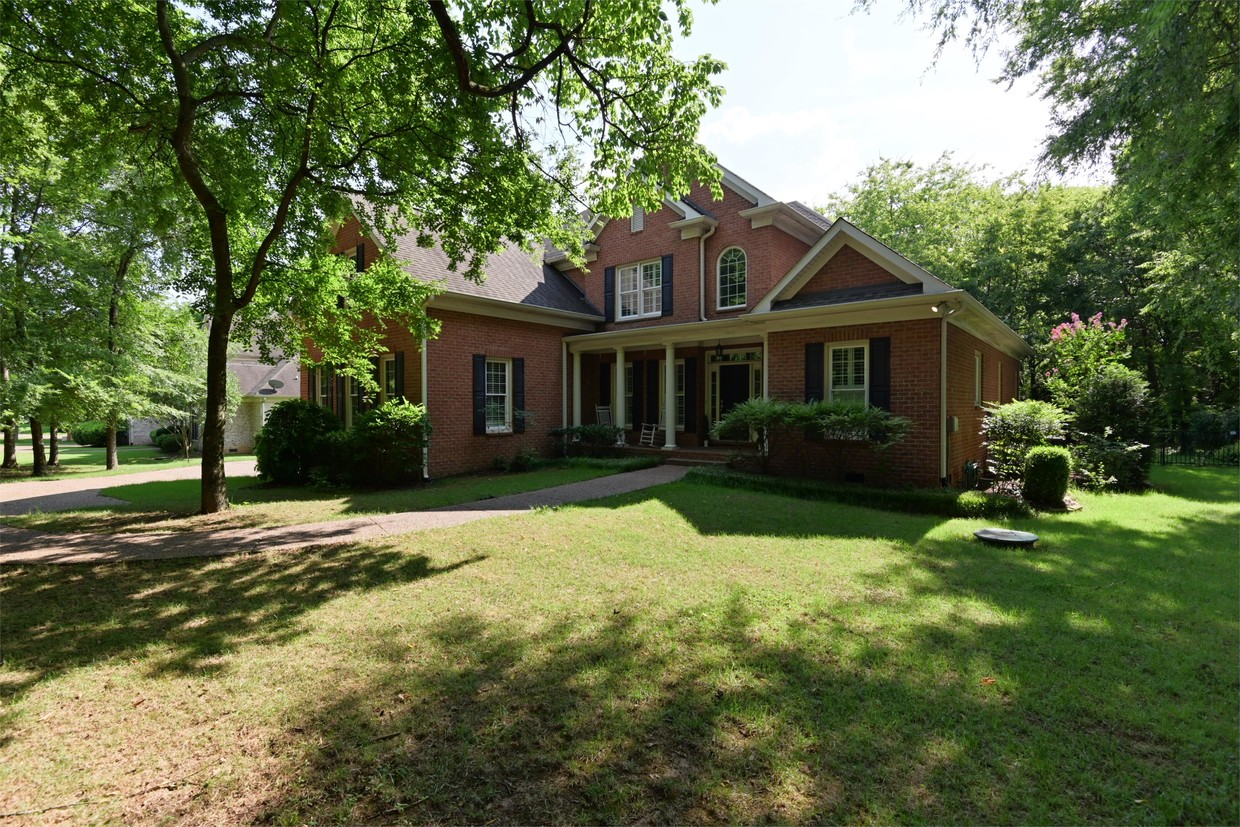 Foto principal - 403 Wilson Pike