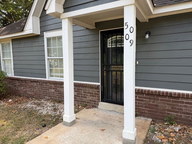 Building Photo - 5009 Nail Rd
