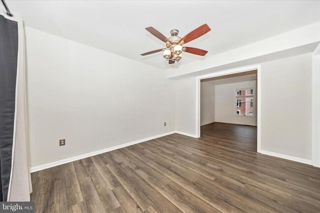 Building Photo - 19 Stonewall Ct