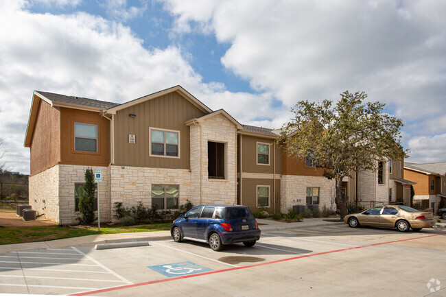 Residences At Panther Hollow - Apartments in Marble Falls, TX ...