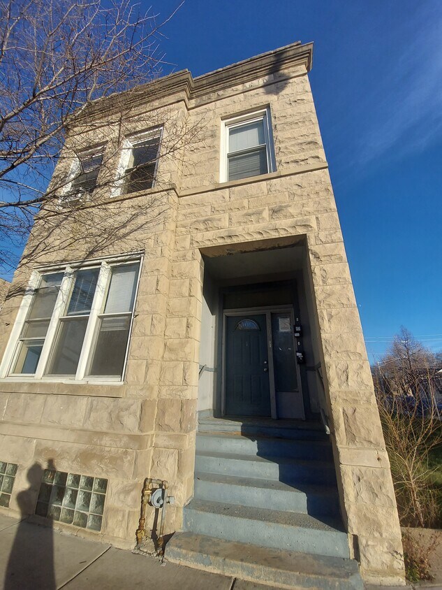 3155 S Halsted St Unit 1, Chicago, IL 60608 3155 S Halsted St Chicago