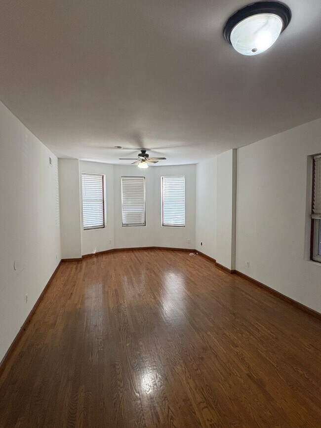 Foto del edificio - 111 Niagara St