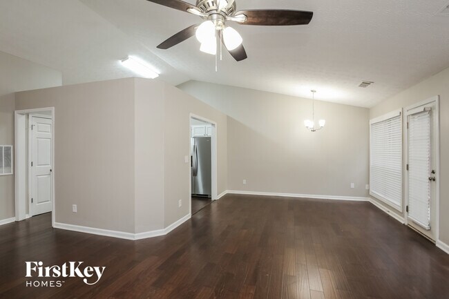 Foto del edificio - 181 Clarion Rd