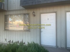 Building Photo - 1701 E Cliffside Dr