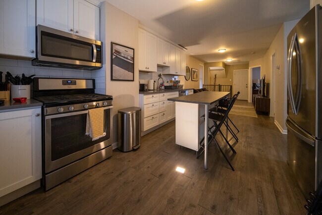 Foto del edificio - 75 70TH ST