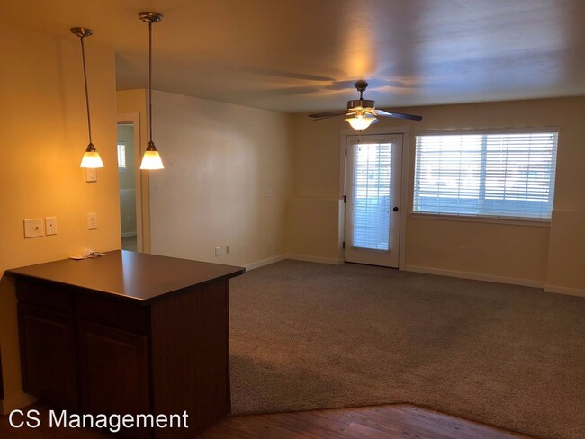 Building Photo - 2222 Baxter Ln