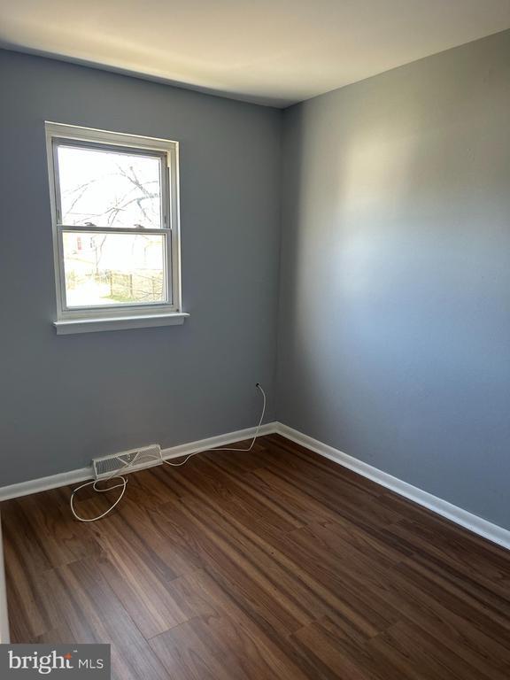 Building Photo - 316 Almonesson Rd