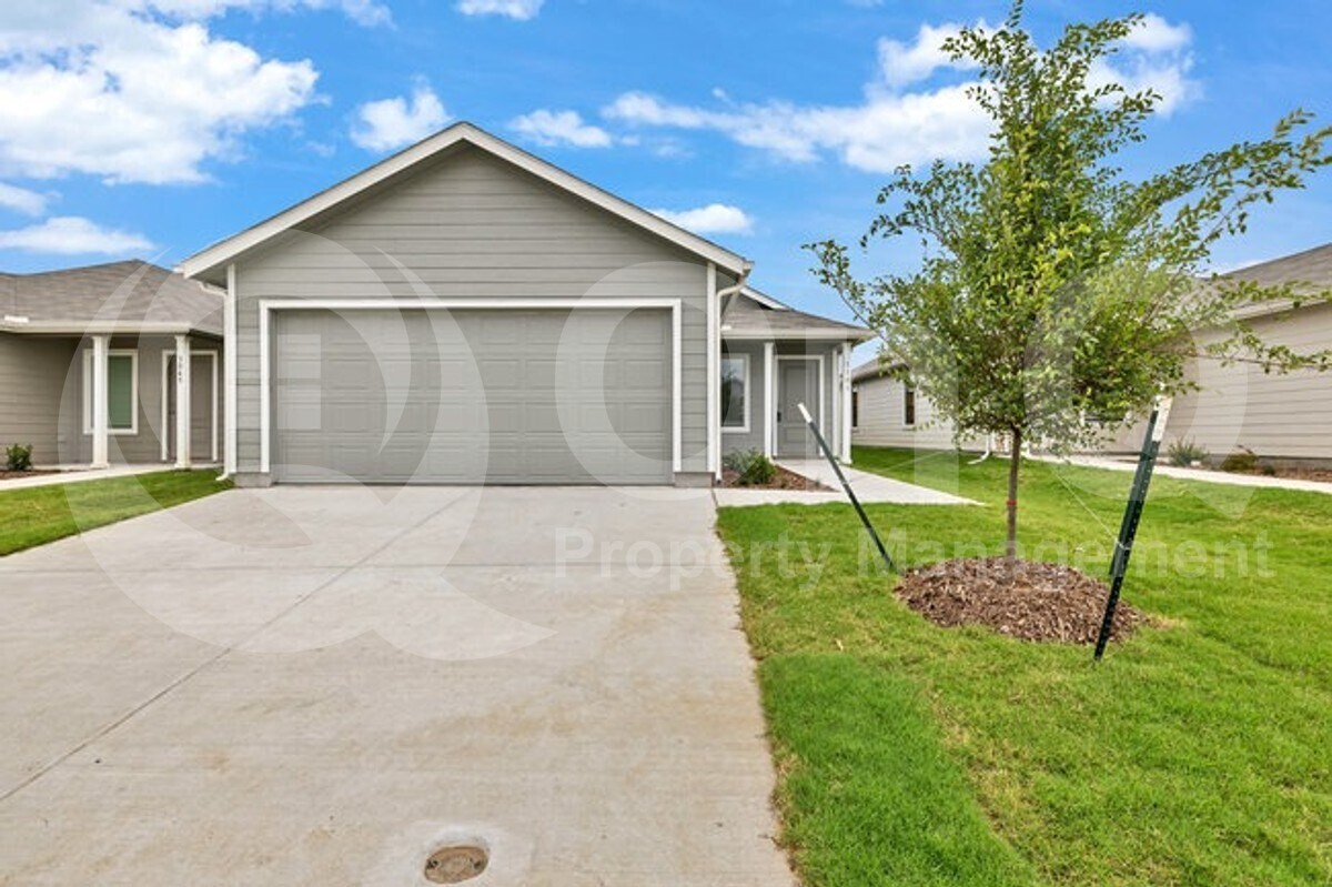 Primary Photo - 3101 Tokara St