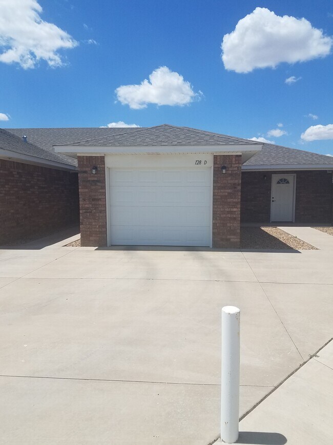 128 Limestone, Clovis, NM 88101 Apartments in Clovis, NM