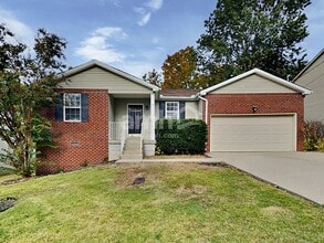 Building Photo - 166 Bradford Cir