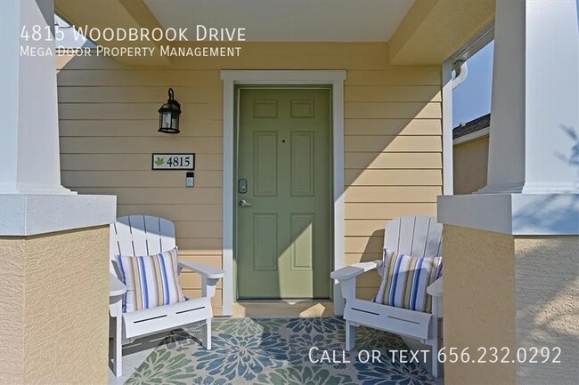 Foto del edificio - 4815 Woodbrook Dr