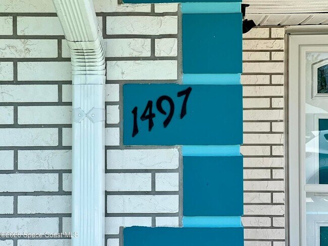 Building Photo - 1497 Krin Ct NE