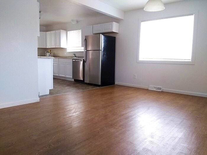 Primary Photo - 1270 Chambers Rd
