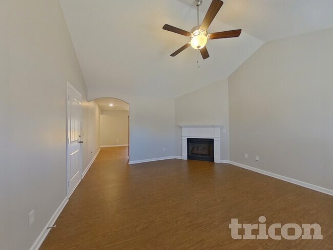 Building Photo - 29 Mendham Ln