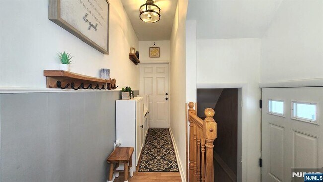 Foto del edificio - 11 Banta Ave