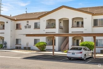 Building Photo - 5650 E Sahara Ave