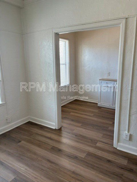 Foto del edificio - 1523 N McCadden Pl